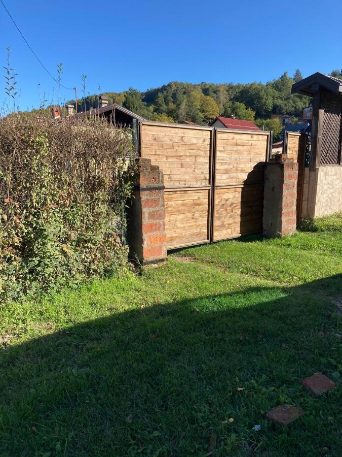 Holiday Home Tunnel Ravne Visoko Exterior photo